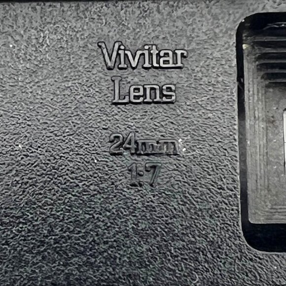 Vivitar 600 Vintage 24mm Compact Film Camera With Flash (UNTESTED) - Picture 7 of 14